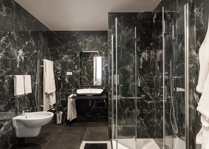 King Ξενοδοχείο *