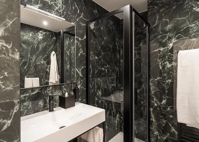 King Ξενοδοχείο *